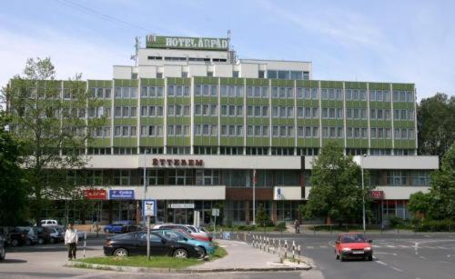 Hotel Arpad Tatabánya Rom bilde